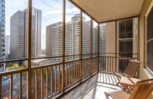 Downtown Condo! Private Balcony! PT10F - Foto 2