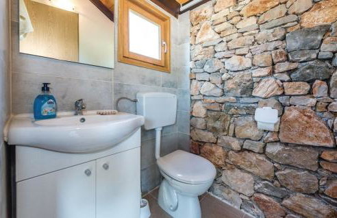 Villa Stone Medal - Photo 73