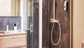 Cocon Marguerite - Appartement cosy - Idéal pro et cyclistes - Foto 5, Shower