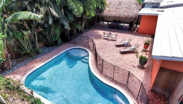 Hidden Gem Vacation Villa w Private Pool & TikiHut - Foto 2, Quarto