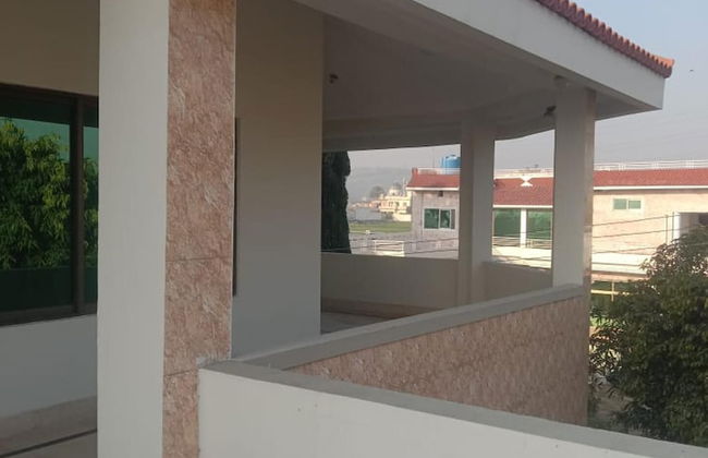 Impeccable 4-bed Villa in Mirpur Azad Khasmir - Foto 9