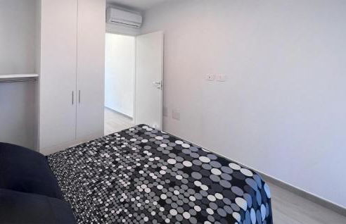 1 Bedroom Gorgeous Apartment In Isola Rossa - Foto 20