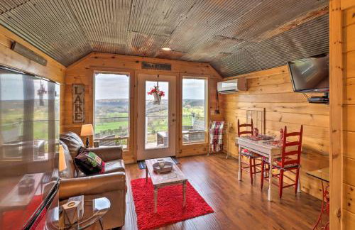 Rustic Norfork Studio with Million Dollar View! - Foto 1