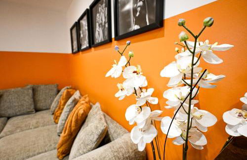 The Hideout - private luxury cabin near the sea with garden area, sea views and parking - Foto 7