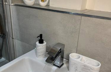 Stylish 2-Bed Apartment by Manchester City Cente - Foto 35