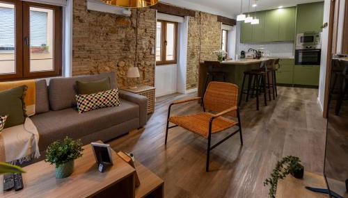 Valencia El Carmen, estupendo piso nuevo, con ascensor - Photo 3