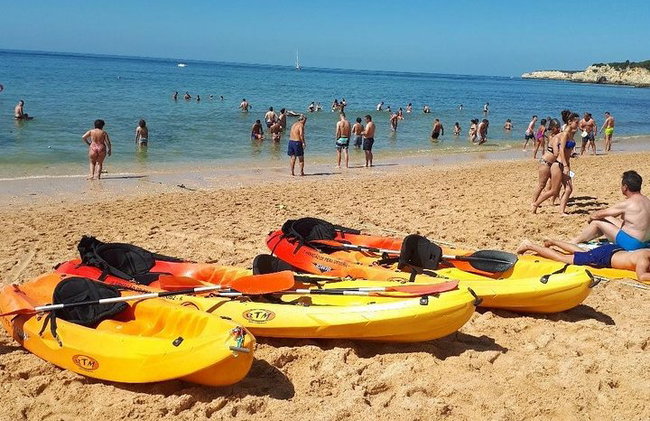 Location de kayaks à Plage d'Armação de Pêra, Algarve, Portugal - Photo 5
