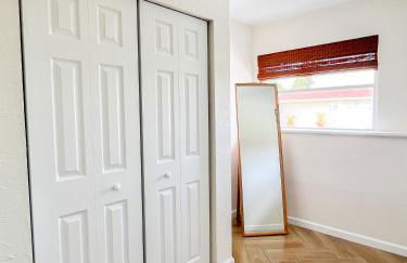 Waterfront retreat with kayaks, walk to the beach - Foto 14