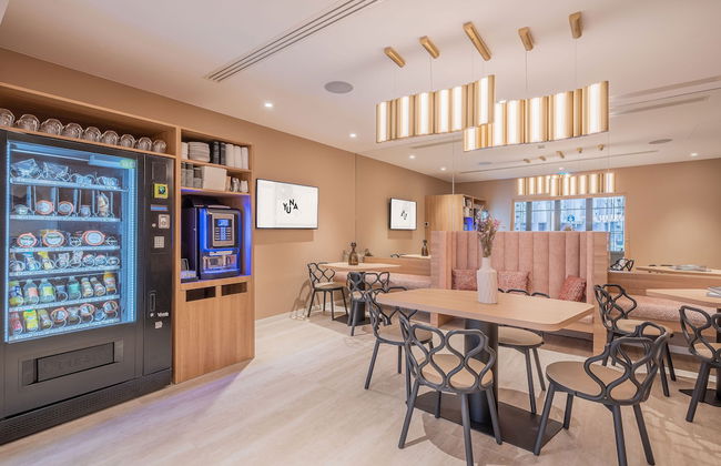 Yuna Porte Maillot - ApartHotel - Photo 15