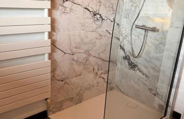 La Maison Bateau au Bord de Mer - Photo 48