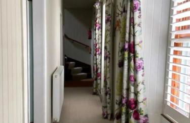 Reidochie Stables luxury haven overlooking garden - Photo 6