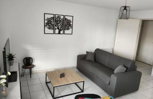 ORBIS - "L'Aquitaine" - Spacieux et joli appartement de 2 à 4 personnes - Parking - WiFi - Terrasse - Photo 6