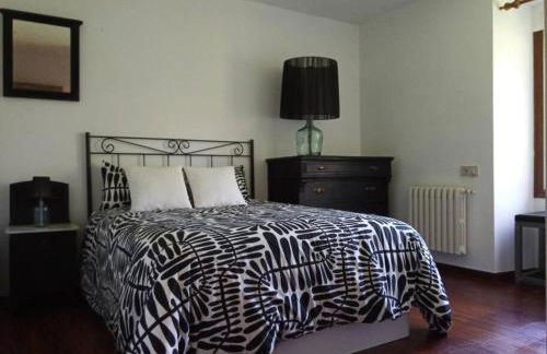 Lar A Rola El precio x una noche es para dia y medio Check in 9am Out 21pm - Foto 33