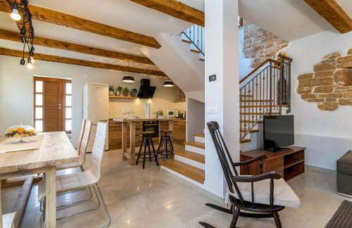 Villa Sagri - heated pool - Photo 23