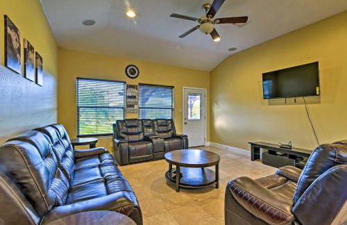 Walk to Bayshore Park Lakefront Dickinson Gem! - Foto 3