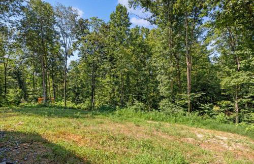 The Heartwood Hideaway-Charming Cabin Getaway-Trails, Creek, and Starry Nights - Foto 80