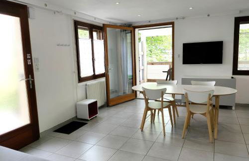 Gîte 1805Bis Montagnes du Jura avec Spa et Sauna classé 3 étoiles - Foto 9