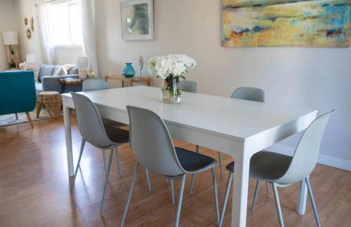 Turquoise Twin ★Vacation COS★3 King Beds★Near AFA - Foto 52