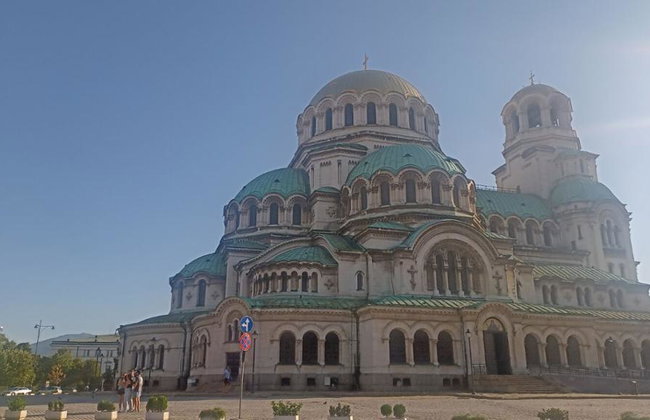 Sofia City Walking Tour with Tasting – 2-Hour Guided Experience - Foto 4