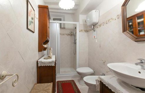 Lovely Home In Montecatini Vc Pi - Foto 13