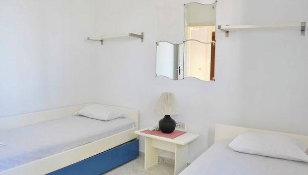 Stay at Beachfront Villa Lilia in Pefkohori, Halkidiki for a Dreamy Vacation - Foto 4, Quarto