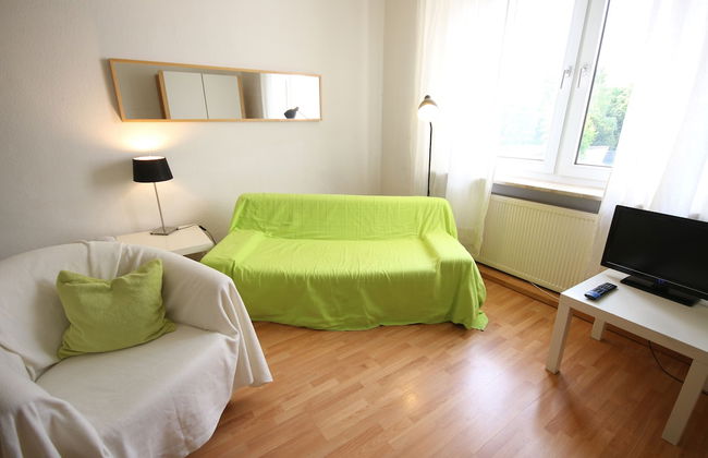 a-domo Apartments Oberhausen - Budget Apartments & Flats - short & longterm - single & grouptravel - Photo 8