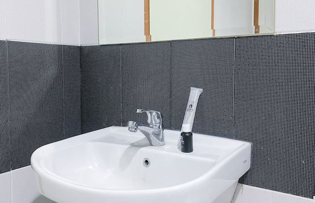 Homey And Minimalist 1Br Cinere Bellevue Suites Apartment - Foto 15