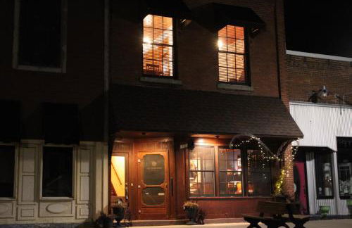 Downtown Lake Odessa's Apartment On 4th - Foto 11