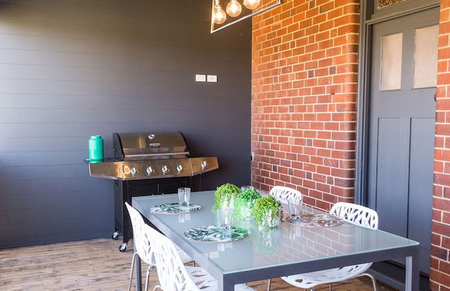 Kirsten Accommodation Parkes - Photo 11