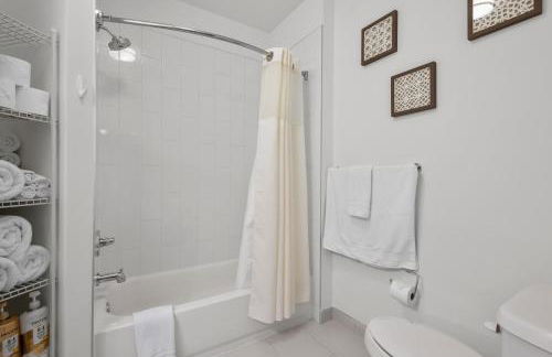 Luxury 1BR Apt-Pool RWJ-Rutgers StPeter-Free Parking - NYC316 - Foto 28