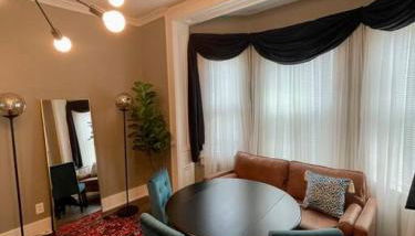 Cozy vintage getaway minutes from downtown - Foto 3