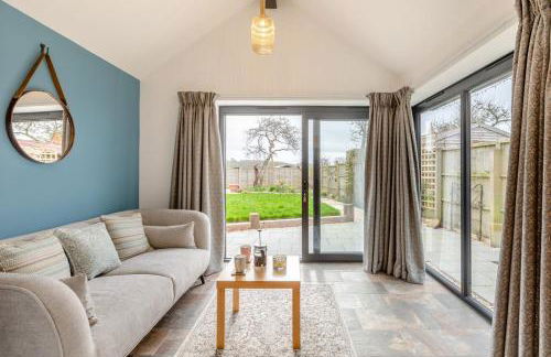 2 Bed in Thornford oc-h34504 - Photo 2