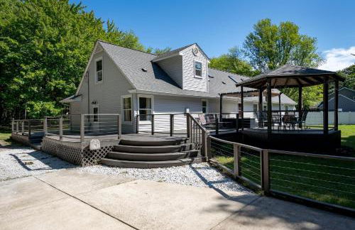 All Decked Out - Secluded getaway near beach access - Foto 11