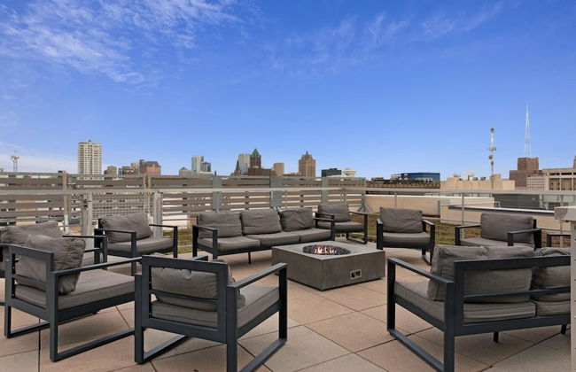 Milwaukee Beautiful Family 2BD 2BA Downtown Apartment - Foto 16