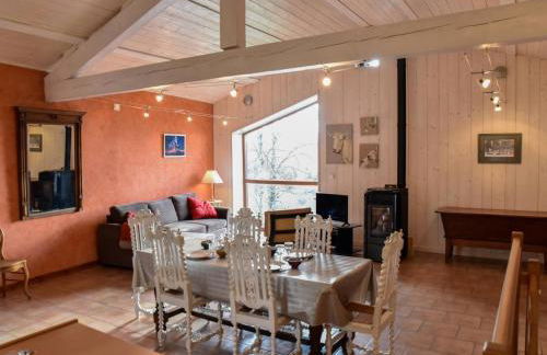 Gîte confortable avec vue imprenable près de Saint-Étienne - FR-1-496-38 - Foto 28