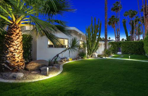 Ultra-Chic LUXE Mid-Century Estate- Resort Like Pool, Spa, Firepit, Outdoor Kitchen 3BED/3BATH - Foto 35