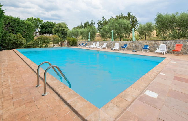 Apartment in Villa With Swimming Pool - Photo 55