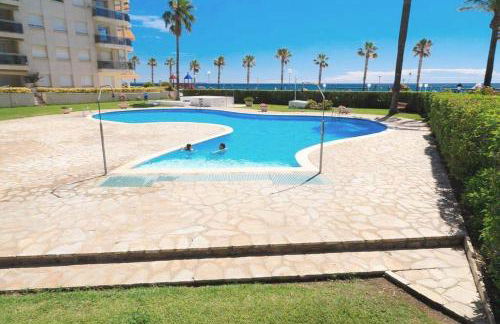 NEW! Modern apartment right on the beach! - Foto 36