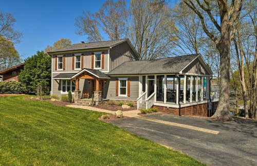 Riviera Paradise with Private Dock! home - Foto 10