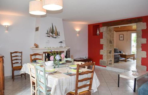 Cozy Home In Pleubian With Wifi - Foto 8