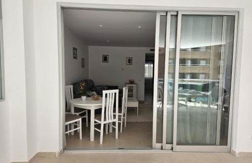 Mondrian Magic World - sea view first line of the beach - Photo 4