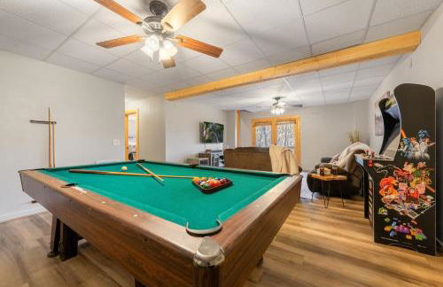 Beautiful 4BR Mountain View Cabin A Retreat for Everyone - Foto 11