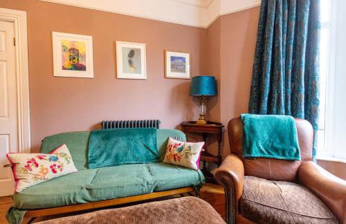 CLIFTON BANK - Characterful & Cosy Home in Buxton, Peak District - Photo 7