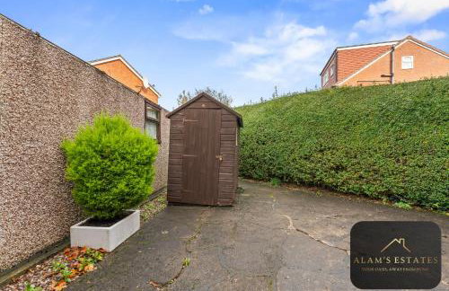 Spacious 4 Bedroom Leeds House - Ideal for Family and Contractors - Free WIFI and Free Parking - Foto 19