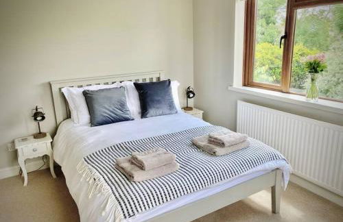 Cosy 3-bedroom home with garden and log burner. - Foto 13