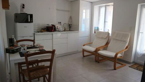 Petite Venise du Gâtinais - T2 avec jardin - Photo 4