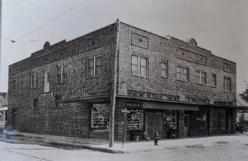 Cozy AF Gothic Rose Gallery - Foto 37