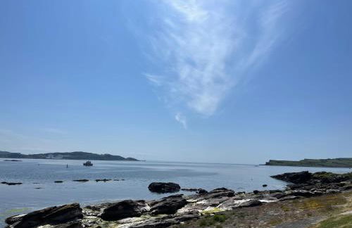 Millport Beach Apartment, Crichton St, sea views - Photo 10
