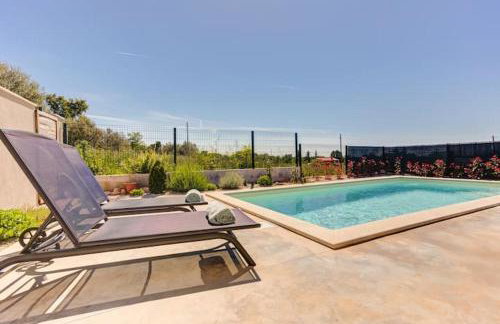 Pola kuće sa bazenom-Eja - Foto 4