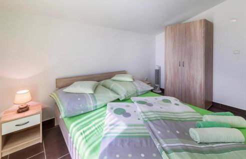 Stunning Apartment In Trget - Foto 25